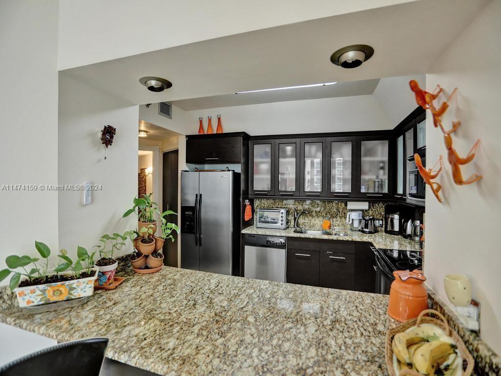20281 Country Club Dr, Aventura, FL, 33180 United States, 2 Bedrooms Bedrooms, ,2 BathroomsBathrooms,Residential,For Sale,Country Club Dr,A11474159