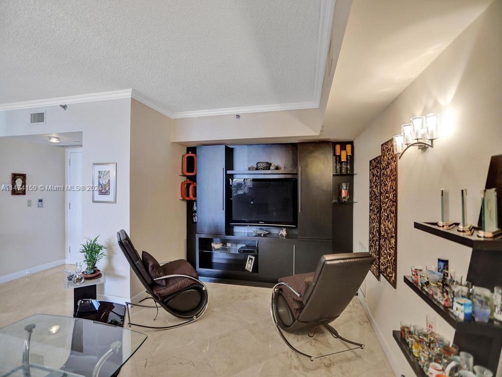 20281 Country Club Dr, Aventura, FL, 33180 United States, 2 Bedrooms Bedrooms, ,2 BathroomsBathrooms,Residential,For Sale,Country Club Dr,A11474159