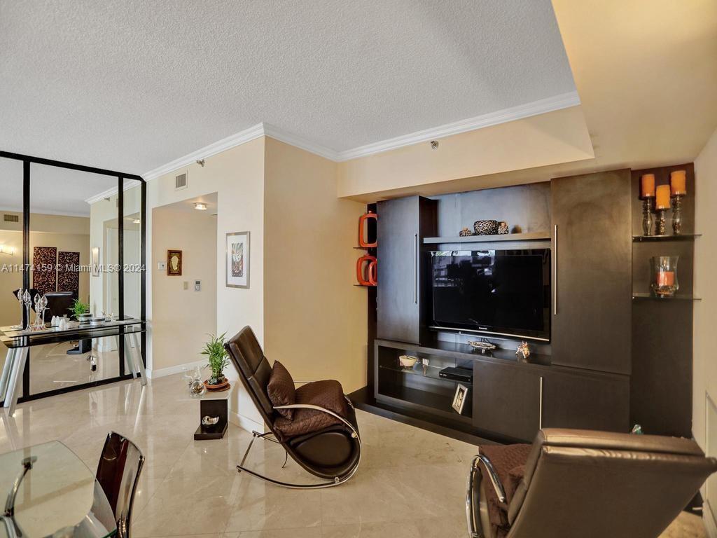 20281 Country Club Dr, Aventura, FL, 33180 United States, 2 Bedrooms Bedrooms, ,2 BathroomsBathrooms,Residential,For Sale,Country Club Dr,A11474159
