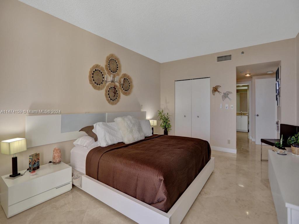 20281 Country Club Dr, Aventura, FL, 33180 United States, 2 Bedrooms Bedrooms, ,2 BathroomsBathrooms,Residential,For Sale,Country Club Dr,A11474159