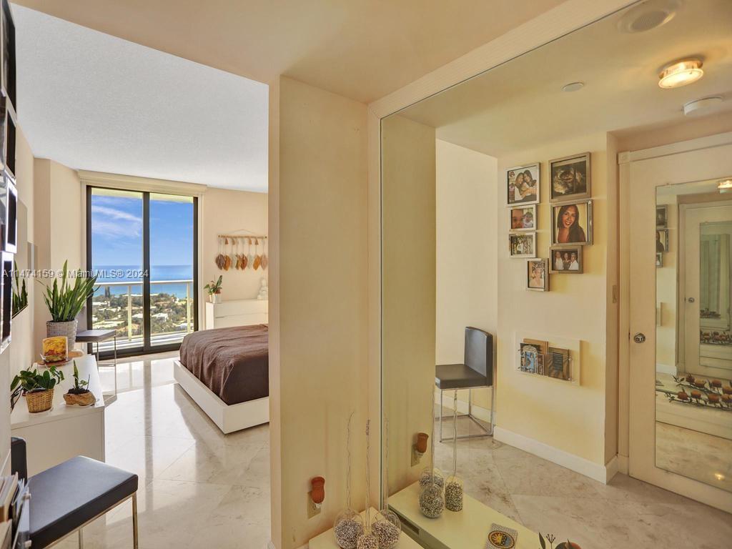20281 Country Club Dr, Aventura, FL, 33180 United States, 2 Bedrooms Bedrooms, ,2 BathroomsBathrooms,Residential,For Sale,Country Club Dr,A11474159