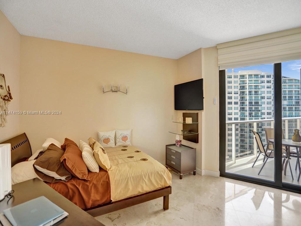 20281 Country Club Dr, Aventura, FL, 33180 United States, 2 Bedrooms Bedrooms, ,2 BathroomsBathrooms,Residential,For Sale,Country Club Dr,A11474159