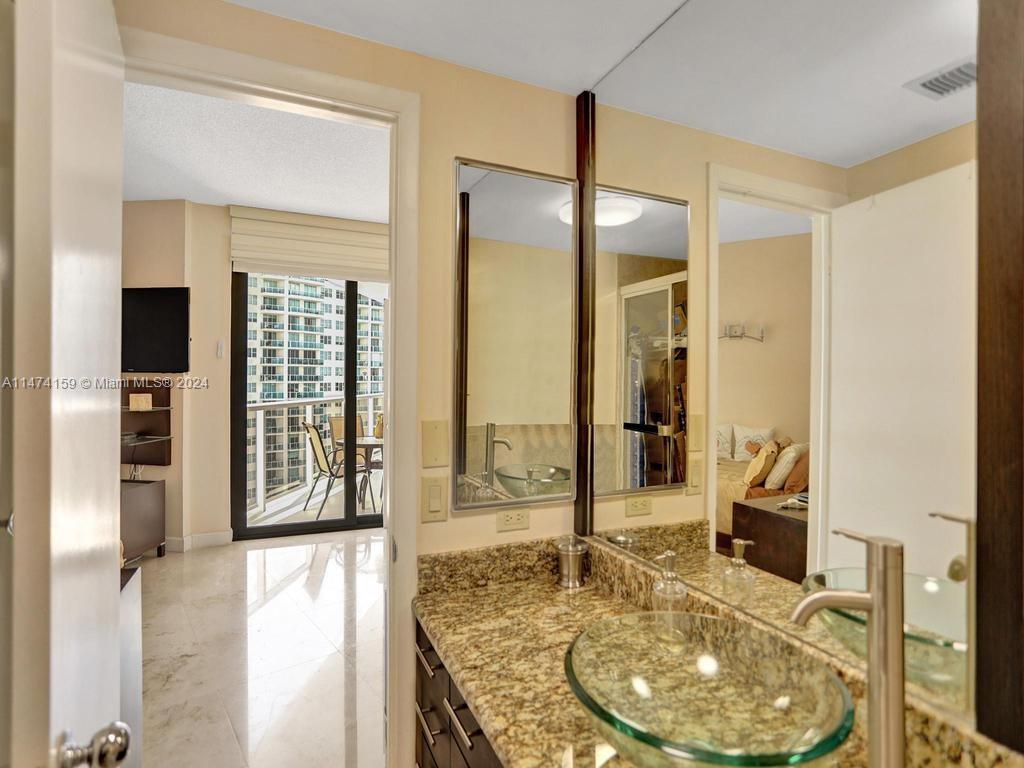 20281 Country Club Dr, Aventura, FL, 33180 United States, 2 Bedrooms Bedrooms, ,2 BathroomsBathrooms,Residential,For Sale,Country Club Dr,A11474159