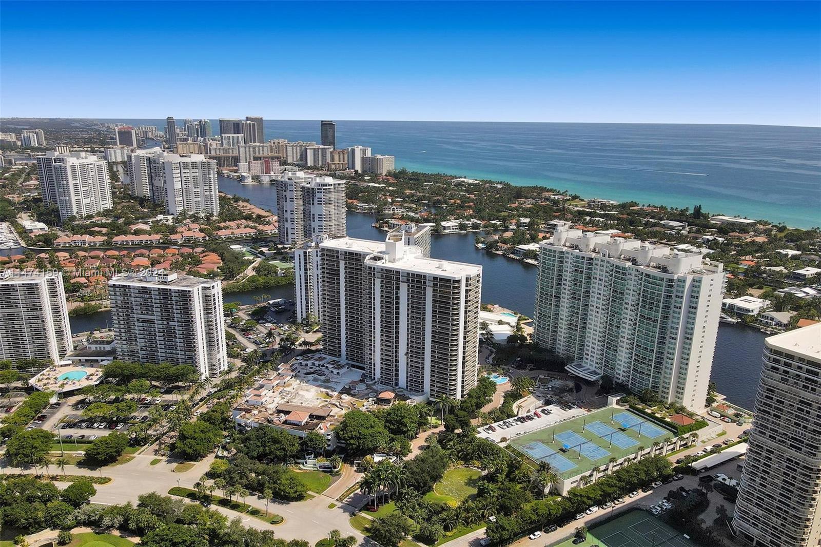 20281 Country Club Dr, Aventura, FL, 33180 United States, 2 Bedrooms Bedrooms, ,2 BathroomsBathrooms,Residential,For Sale,Country Club Dr,A11474159