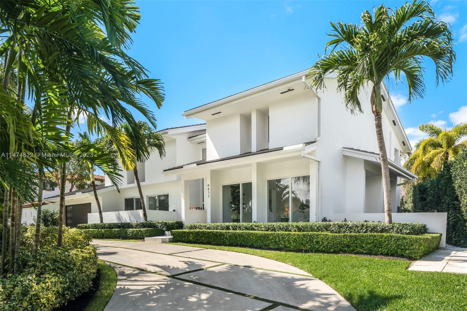 Fully remodeled 6,819 SF waterfront home in the highly sought-after Coral Gables gated community of Sunrise Harbour, with 5 bedrooms and 6 bathrooms. Beautifully oriented pavers & manicured landscaping provide stunning curb appeal leading to a grand entry with volume ceilings. The gourmet kitchen includes an oversized island, custom cabinetry, gas range, and top-of-the-line Thermador and Viking appliances. Tastefully remodeled, the residence offers a bright and spacious floor plan accompanied by high-end designer finishes. It also is a true boater’s paradise, with canal-facing pool, dock, and direct ocean access. Additional features include a climate-controlled wine cellar, new roof, impact windows and doors, smart home system, and electric Lutron blinds. Property is also listed for rent.