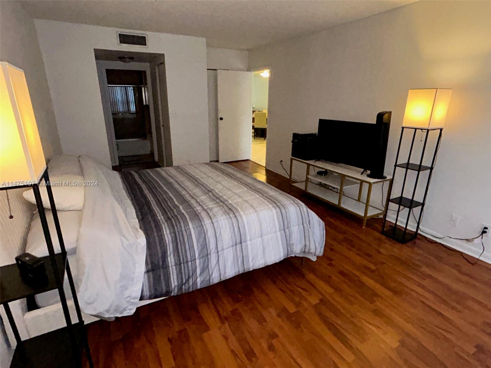 600 Three Islands Blvd 118, Hallandale Beach, Florida 33009, 1 Bedroom Bedrooms, ,1 BathroomBathrooms,Residentiallease,For Rent,600 Three Islands Blvd 118,A11475107