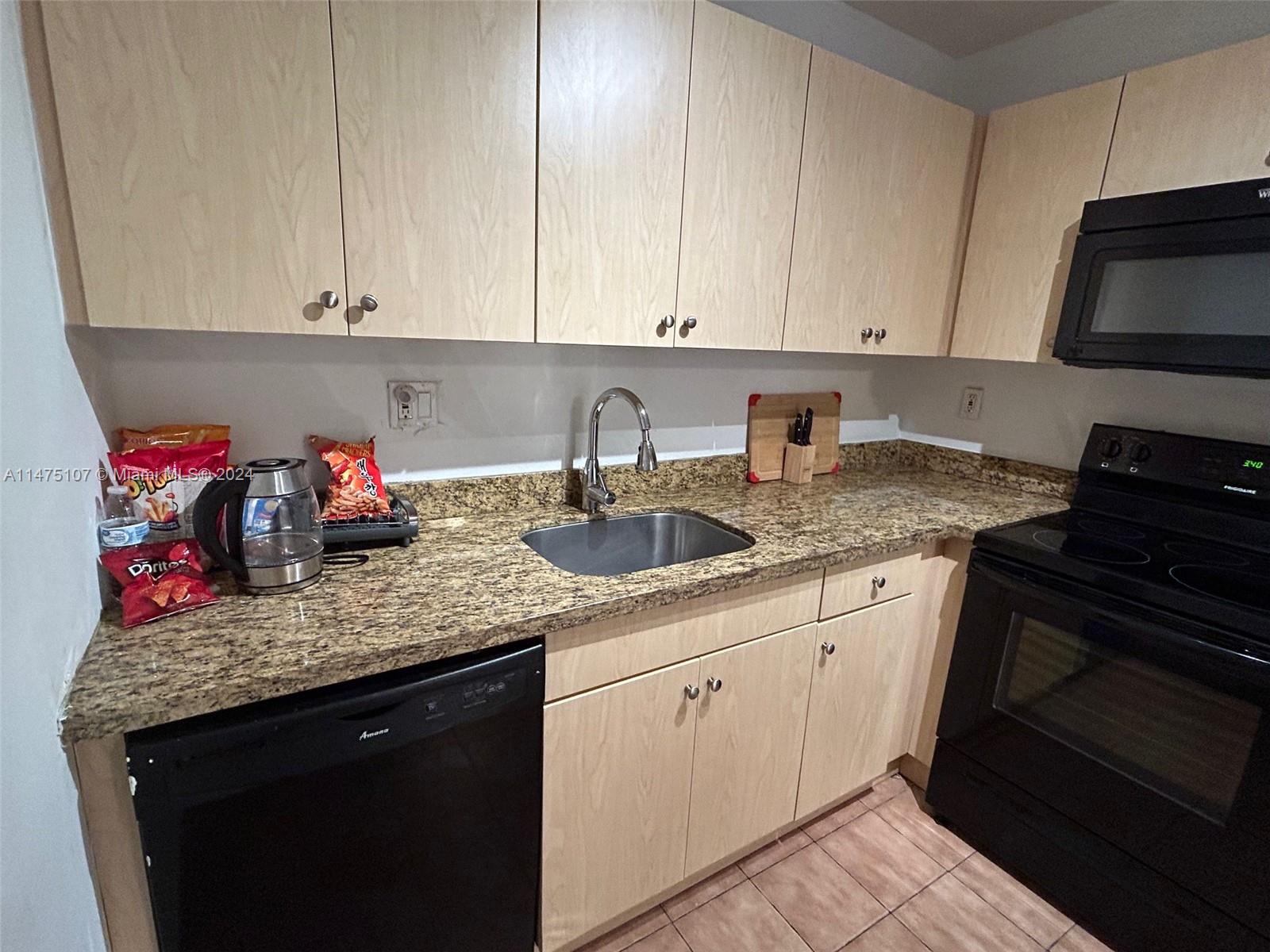 600 Three Islands Blvd 118, Hallandale Beach, Florida 33009, 1 Bedroom Bedrooms, ,1 BathroomBathrooms,Residentiallease,For Rent,600 Three Islands Blvd 118,A11475107