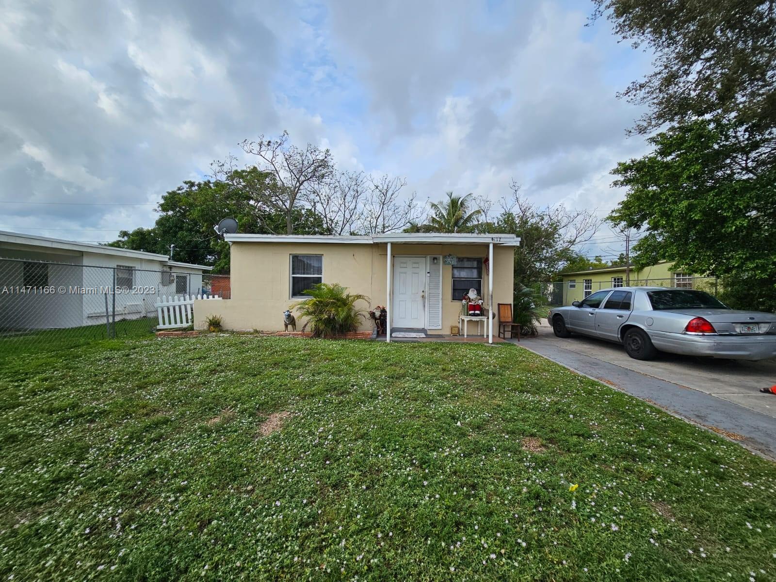 1817 NW 25th Ave, Fort Lauderdale, FL 33311