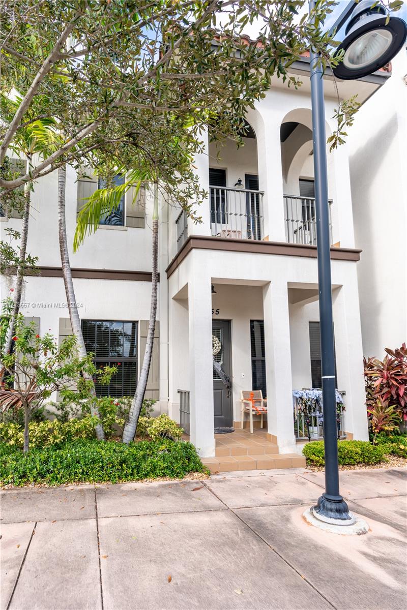 Great opportunity in the heart of Downtown Doral. 3 floors modern townhome with 3 bedrooms and 3 bathroom, 2 car garage and great location. This home features upgrades including high volume ceilings, stain steel appliances, crafted Italian cabinets, custom closets, free-standing soaking tub, floating bathroom cabinets with Kohler faucets, statement staircase with stainless steel railings, impact windows, third floor has summer kitchen with barbecue. Near shopping, restaurants, entertainment, top-rated schools, world-class PGA golfing, 15 min from the Miami International Airport, spectacular private clubhouse with adult and kids pool, conference room,, game room, gym with track.