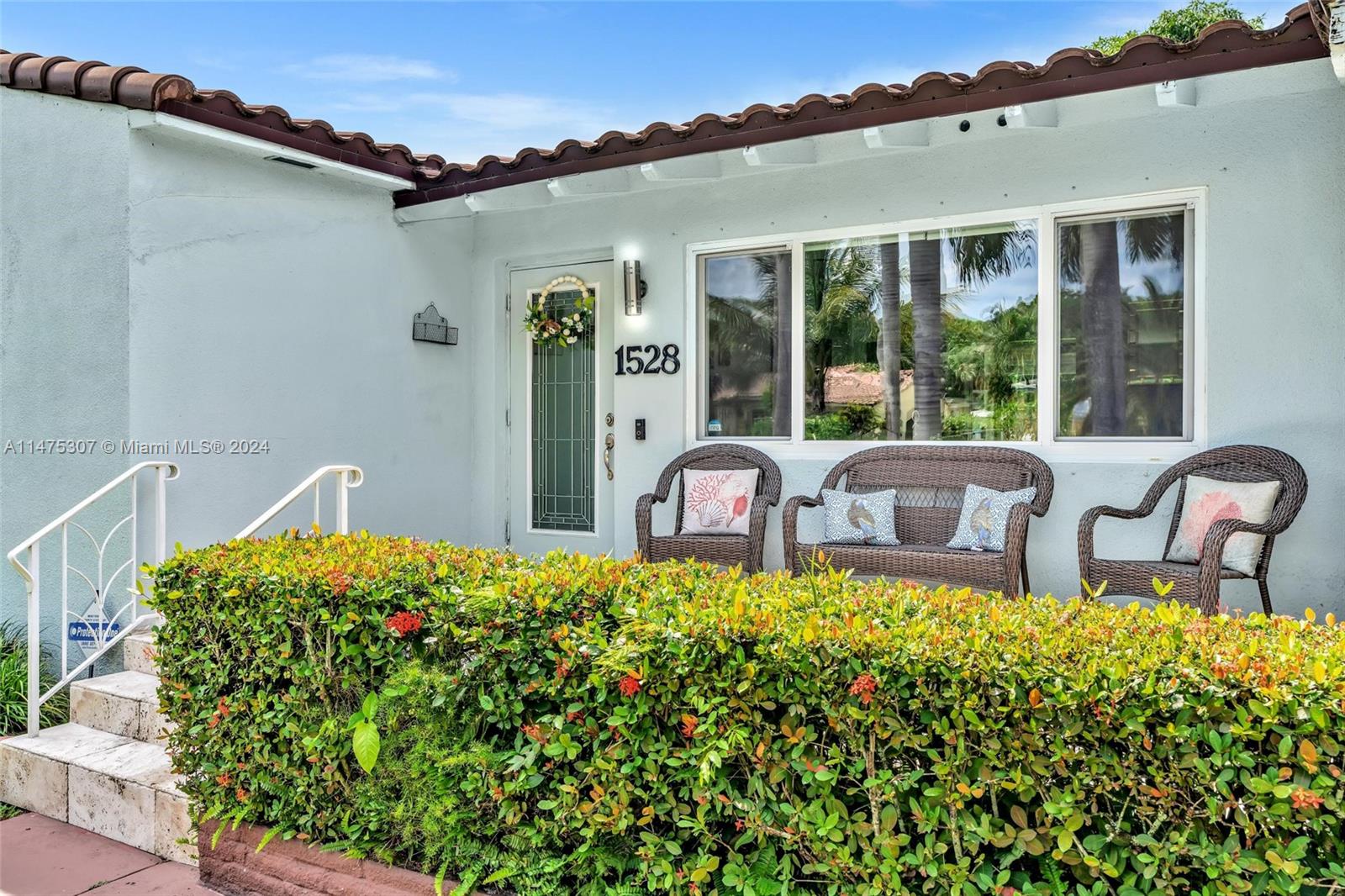 1528 Wiley St, Hollywood, Florida 33020, 3 Bedrooms Bedrooms, ,2 BathroomsBathrooms,Residential,For Sale,1528 Wiley St,A11475307