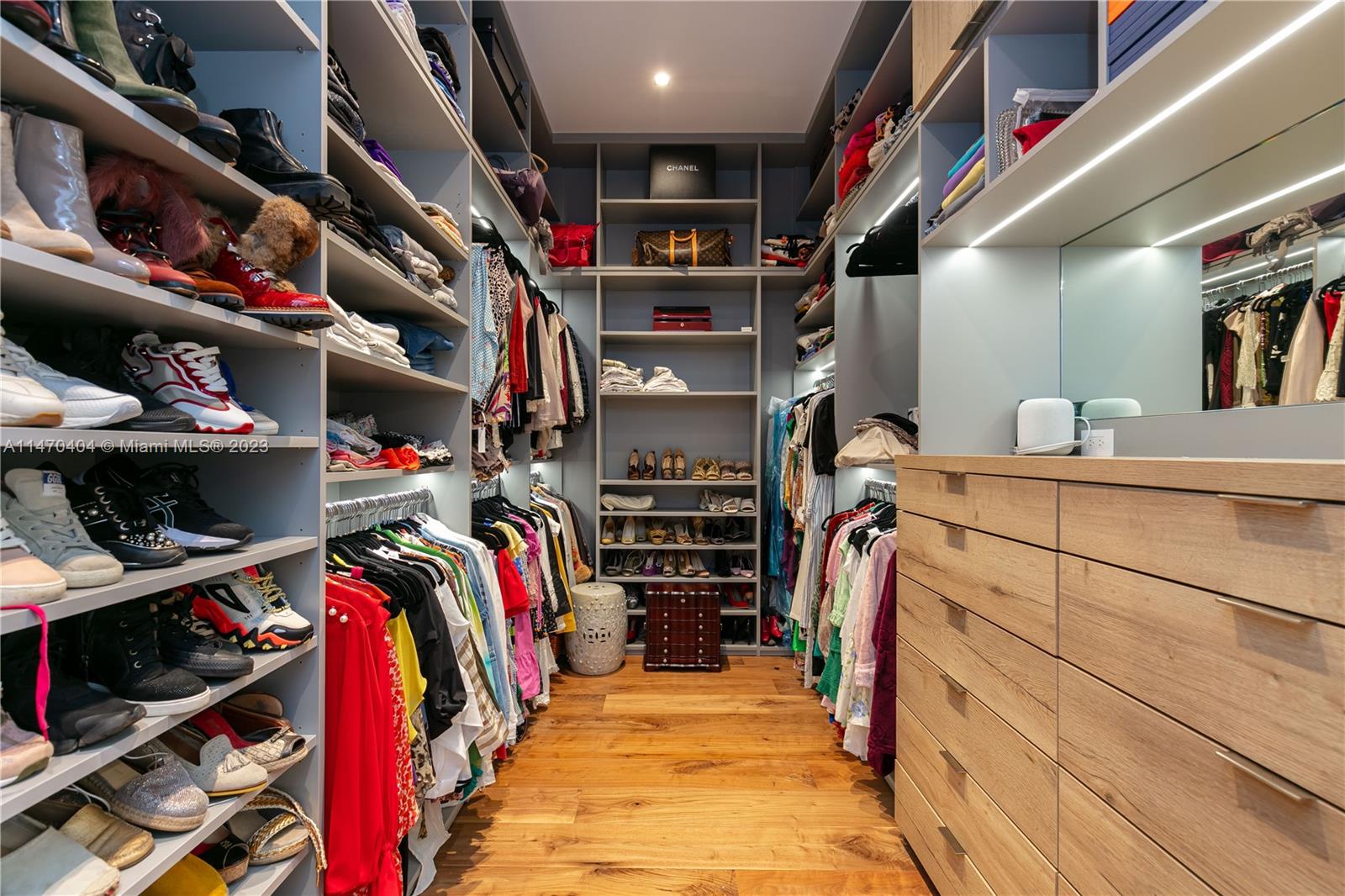 Closet