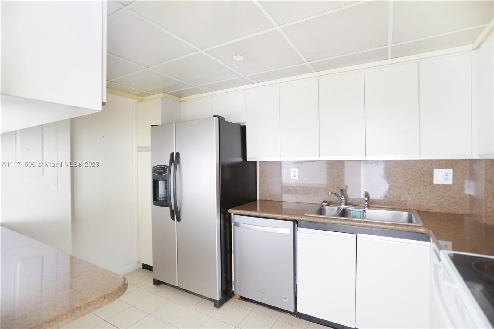 1000 Quayside Ter 809, Miami, Florida 33138, 2 Bedrooms Bedrooms, 1 Room Rooms,2 BathroomsBathrooms,Residential,For Sale,1000 Quayside Ter 809,A11471606