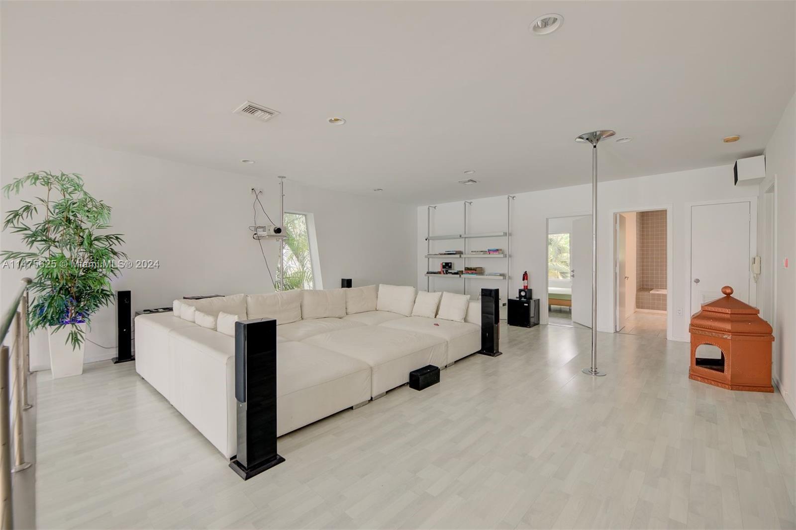 251 Coconut Ln, Miami Beach, FL, 33139 United States, 5 Bedrooms Bedrooms, ,4 BathroomsBathrooms,Residential,For Sale,Coconut Ln,A11475625