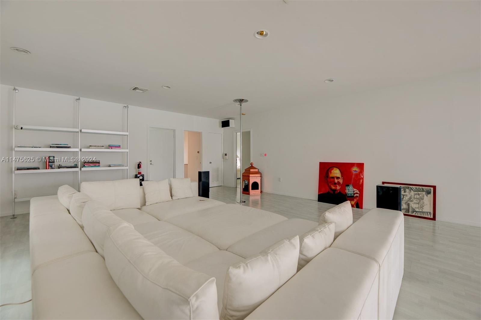 251 Coconut Ln, Miami Beach, FL, 33139 United States, 5 Bedrooms Bedrooms, ,4 BathroomsBathrooms,Residential,For Sale,Coconut Ln,A11475625