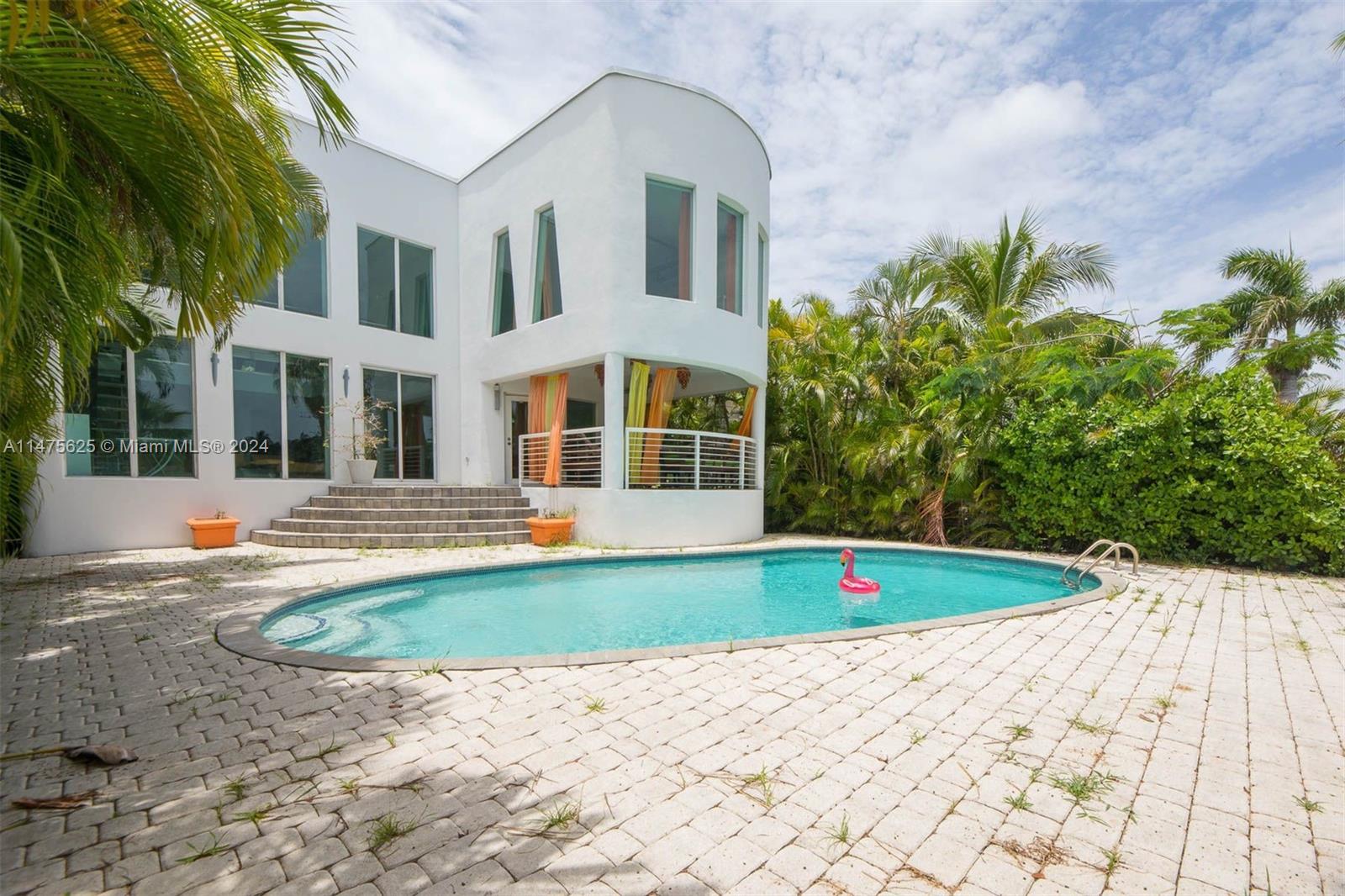 251 Coconut Ln, Miami Beach, FL, 33139 United States, 5 Bedrooms Bedrooms, ,4 BathroomsBathrooms,Residential,For Sale,Coconut Ln,A11475625