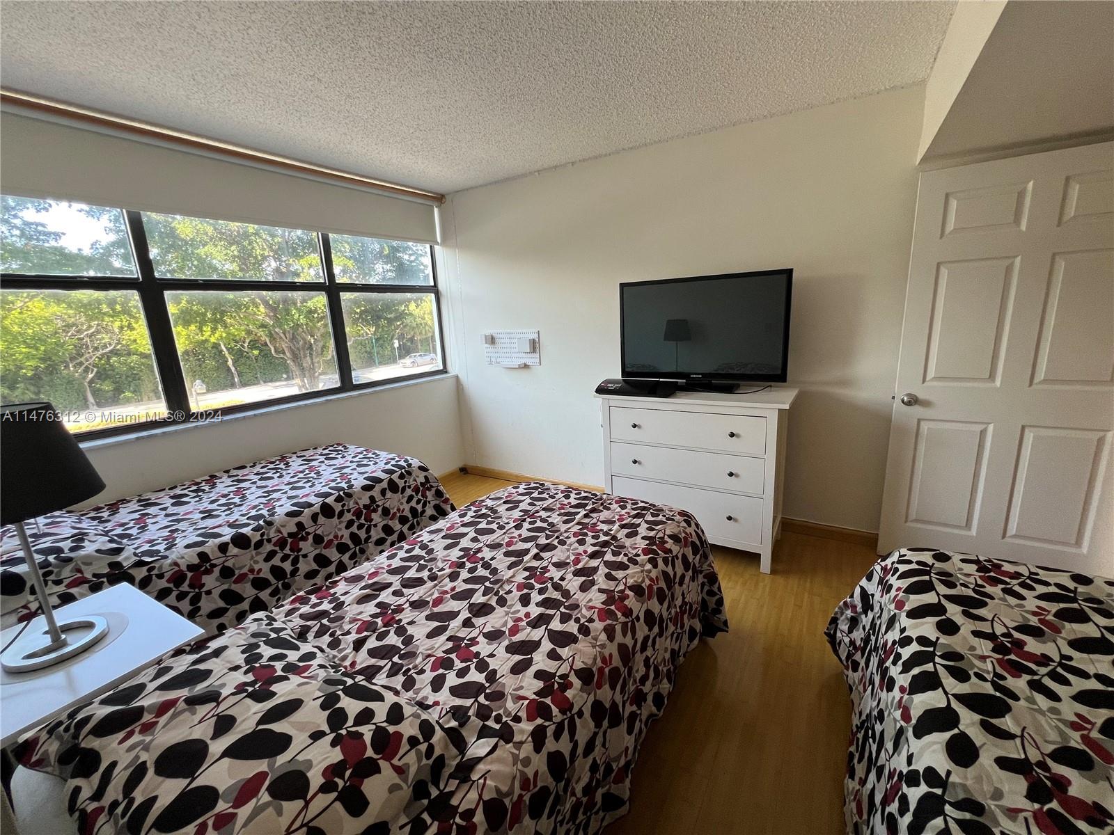 3375 Country Club Dr, Aventura, FL, 33180 United States, 2 Bedrooms Bedrooms, ,2 BathroomsBathrooms,Residential,For Sale,Country Club Dr,A11476312