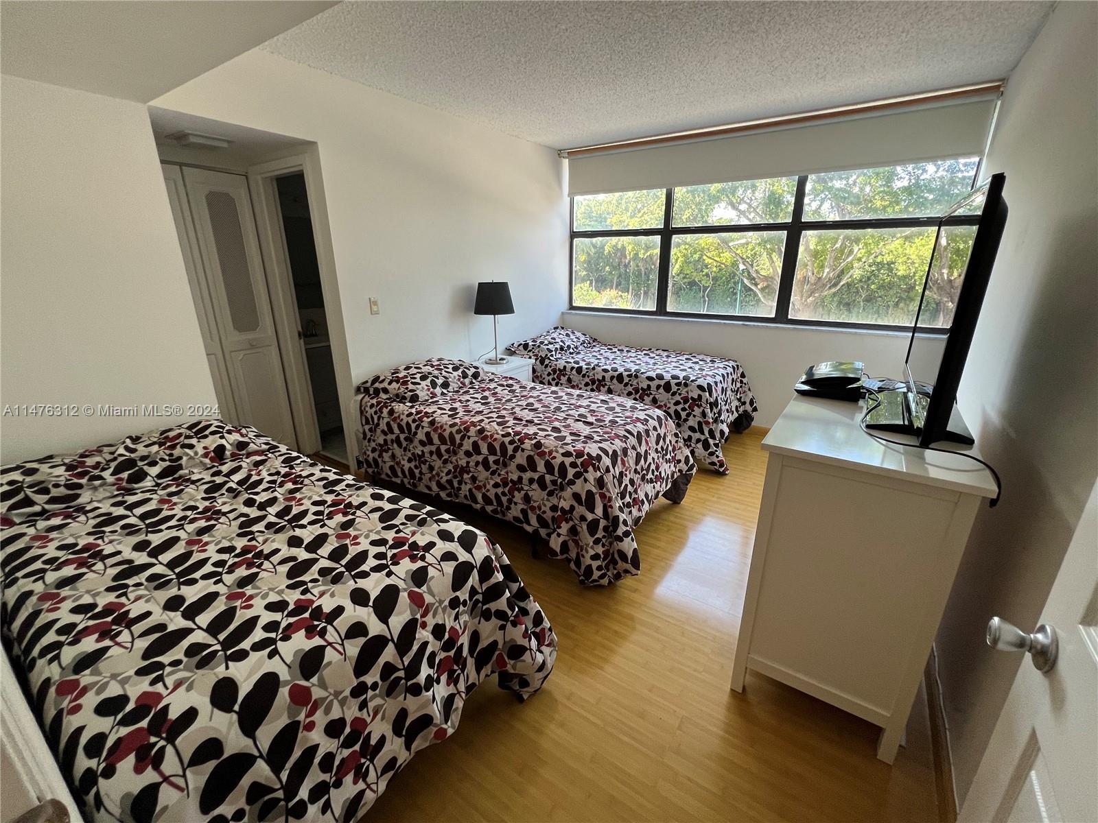 3375 Country Club Dr, Aventura, FL, 33180 United States, 2 Bedrooms Bedrooms, ,2 BathroomsBathrooms,Residential,For Sale,Country Club Dr,A11476312