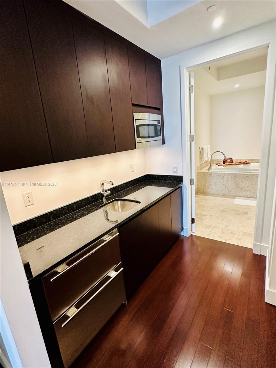 Master Walk in Closet