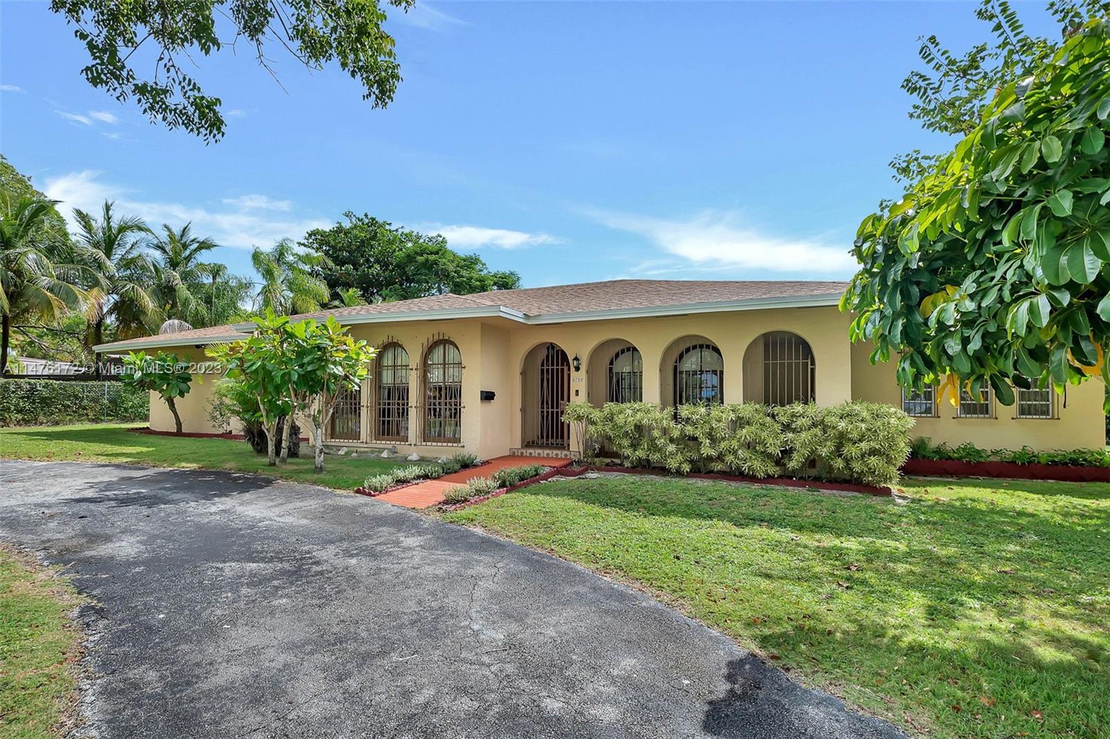 8750 SW 142nd St  For Sale A11476172, FL