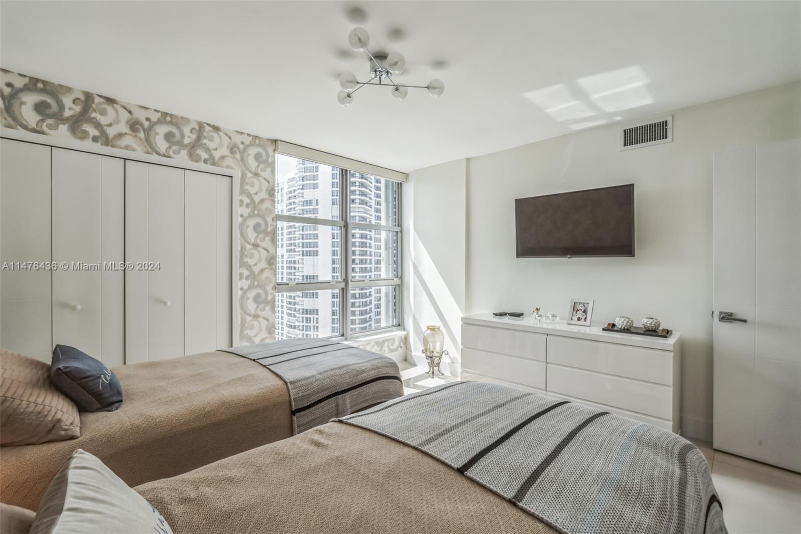 2nd Bed