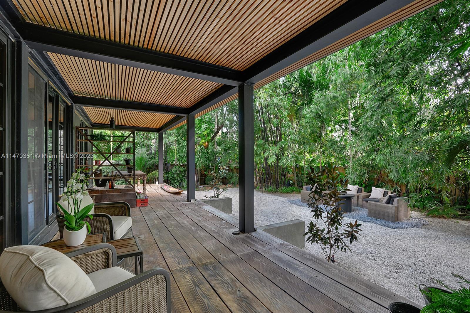 Deck