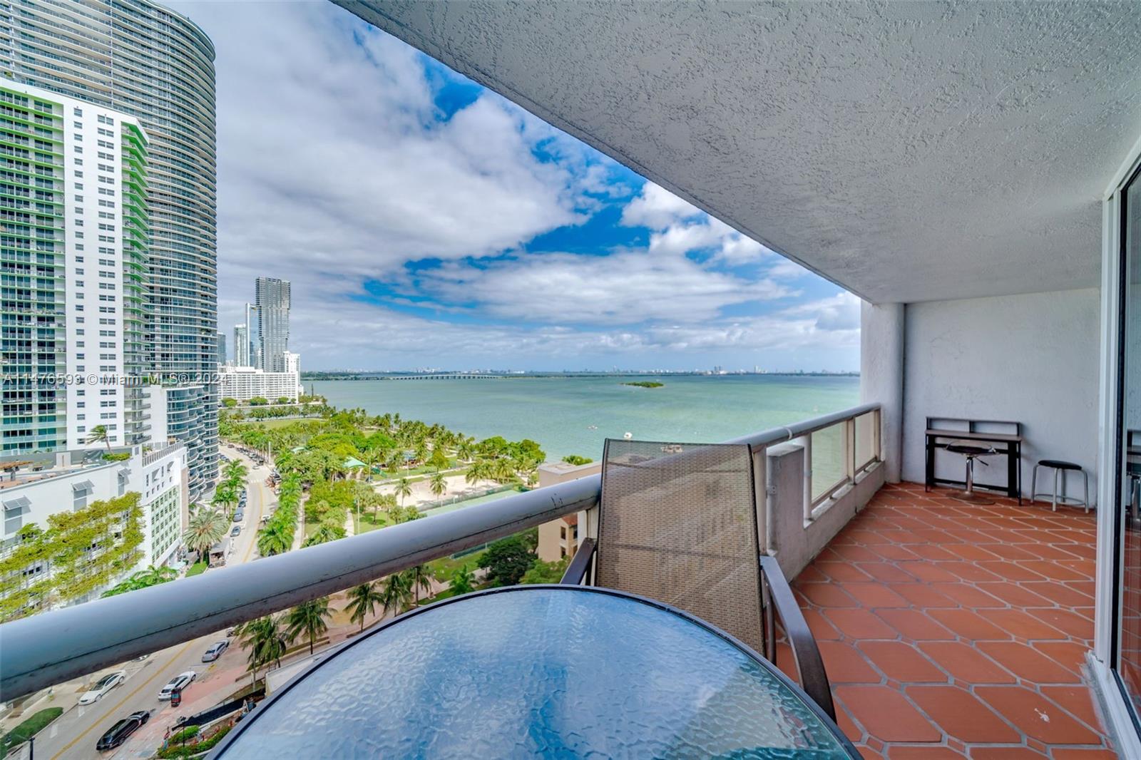 1717 N Bayshore Dr A-1948, Miami, Florida 33132, 1 Bedroom Bedrooms, ,1 BathroomBathrooms,Residentiallease,For Rent,1717 N Bayshore Dr A-1948,A11476593