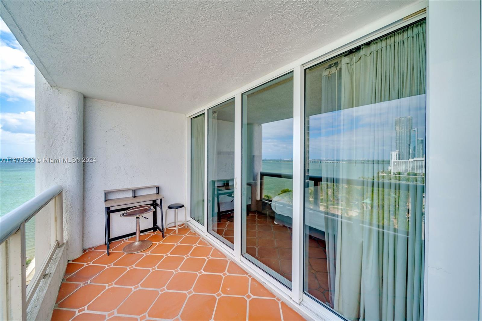1717 N Bayshore Dr A-1948, Miami, Florida 33132, 1 Bedroom Bedrooms, ,1 BathroomBathrooms,Residentiallease,For Rent,1717 N Bayshore Dr A-1948,A11476593