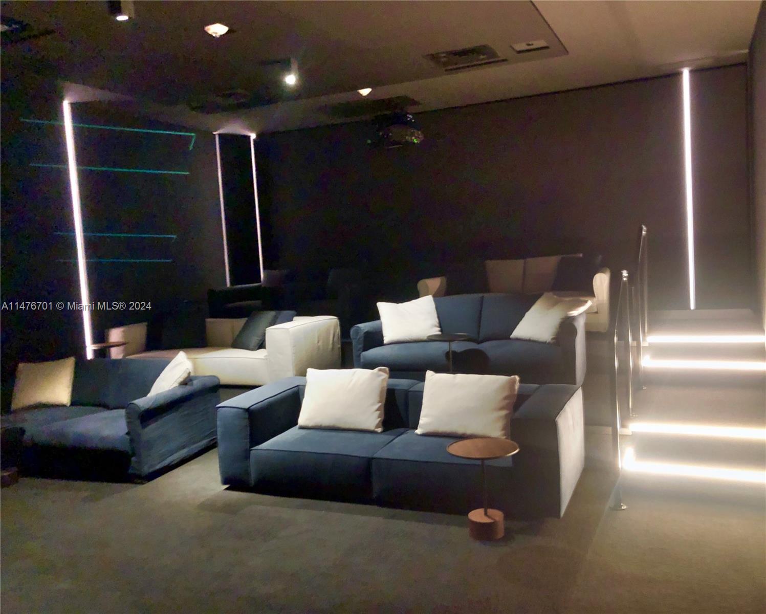 Upper level Floor Plan