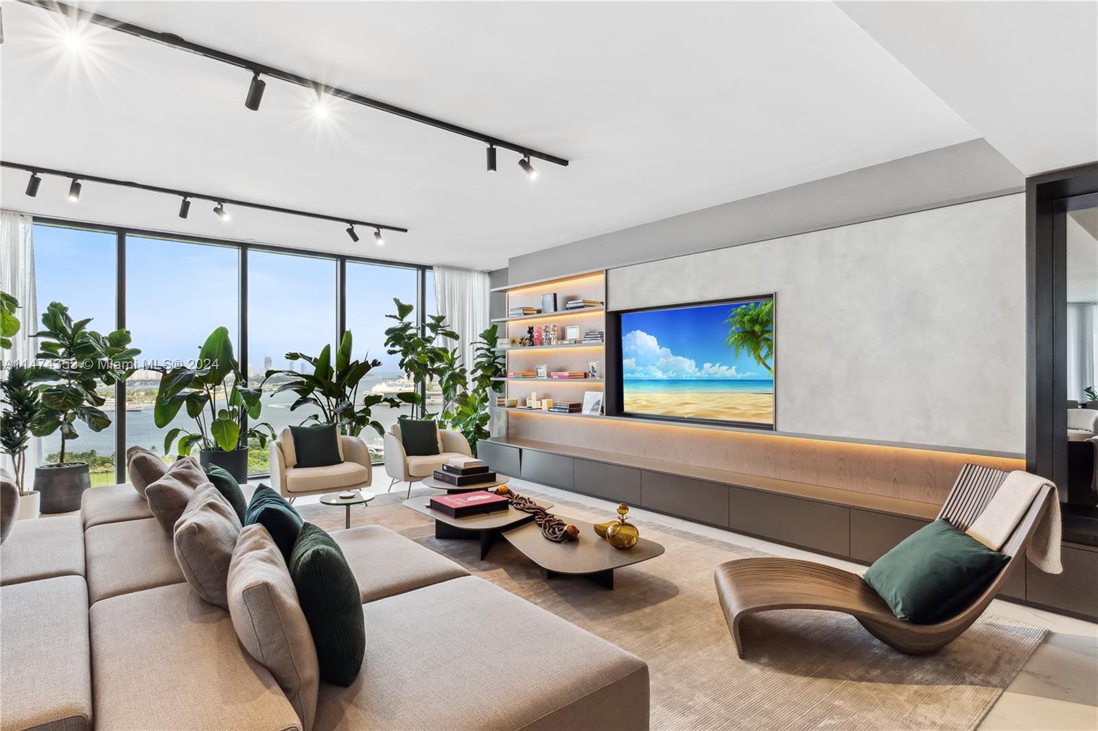 1000 Biscayne Blvd, Miami, FL, 33132 United States, 4 Bedrooms Bedrooms, ,5 BathroomsBathrooms,Residential,For Sale,Biscayne Blvd,A11474353