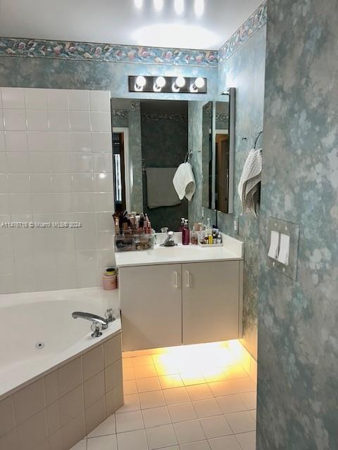 9805 NW 52nd St, Doral, FL, 33178 United States, 3 Bedrooms Bedrooms, ,2 BathroomsBathrooms,Residential,For Sale,52nd St,A11476718