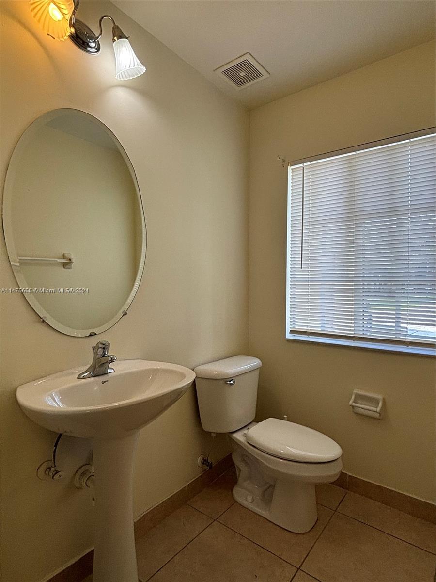 9249 Chambers St 9249, Tamarac, Florida 33321, 3 Bedrooms Bedrooms, ,2 BathroomsBathrooms,Residential,For Sale,9249 Chambers St 9249,A11475665