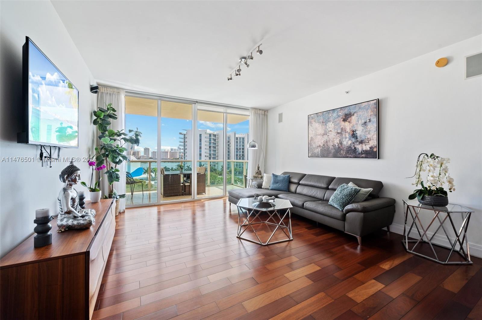 3330 190th St, Aventura, FL, 33180 United States, 3 Bedrooms Bedrooms, ,2 BathroomsBathrooms,Residential,For Sale,190th St,A11476501