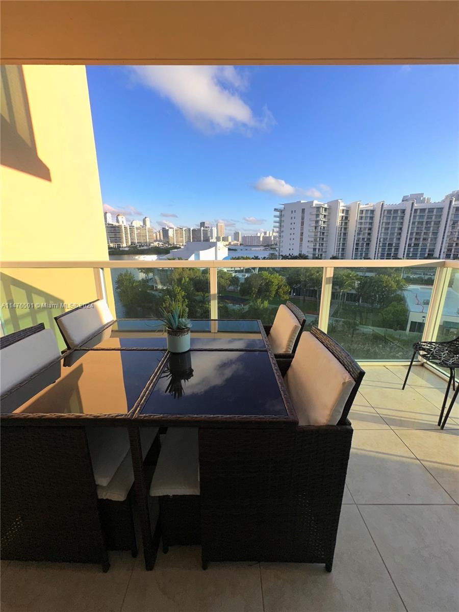 3330 190th St, Aventura, FL, 33180 United States, 3 Bedrooms Bedrooms, ,2 BathroomsBathrooms,Residential,For Sale,190th St,A11476501