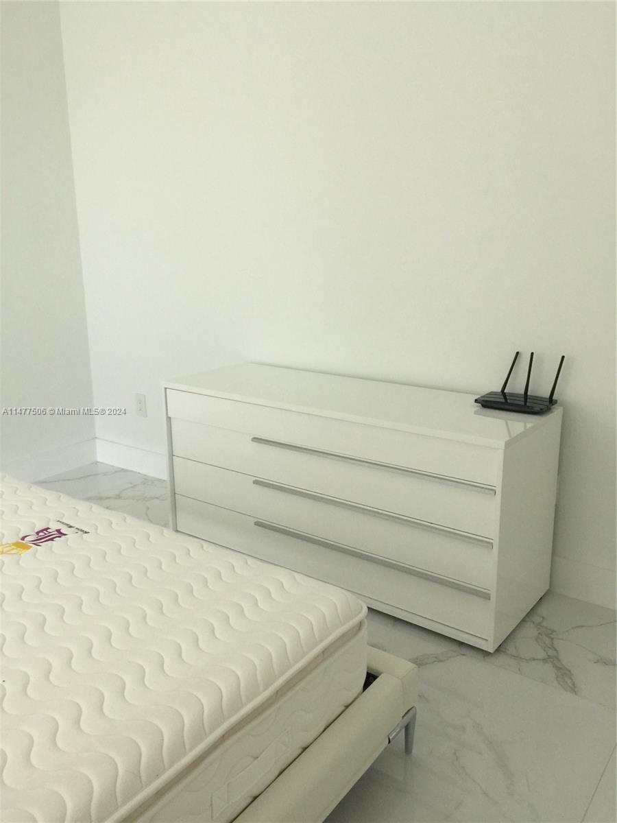 Miami, Florida 33137, 1 Bedroom Bedrooms, ,2 BathroomsBathrooms,Residentiallease,For Rent,A11477506