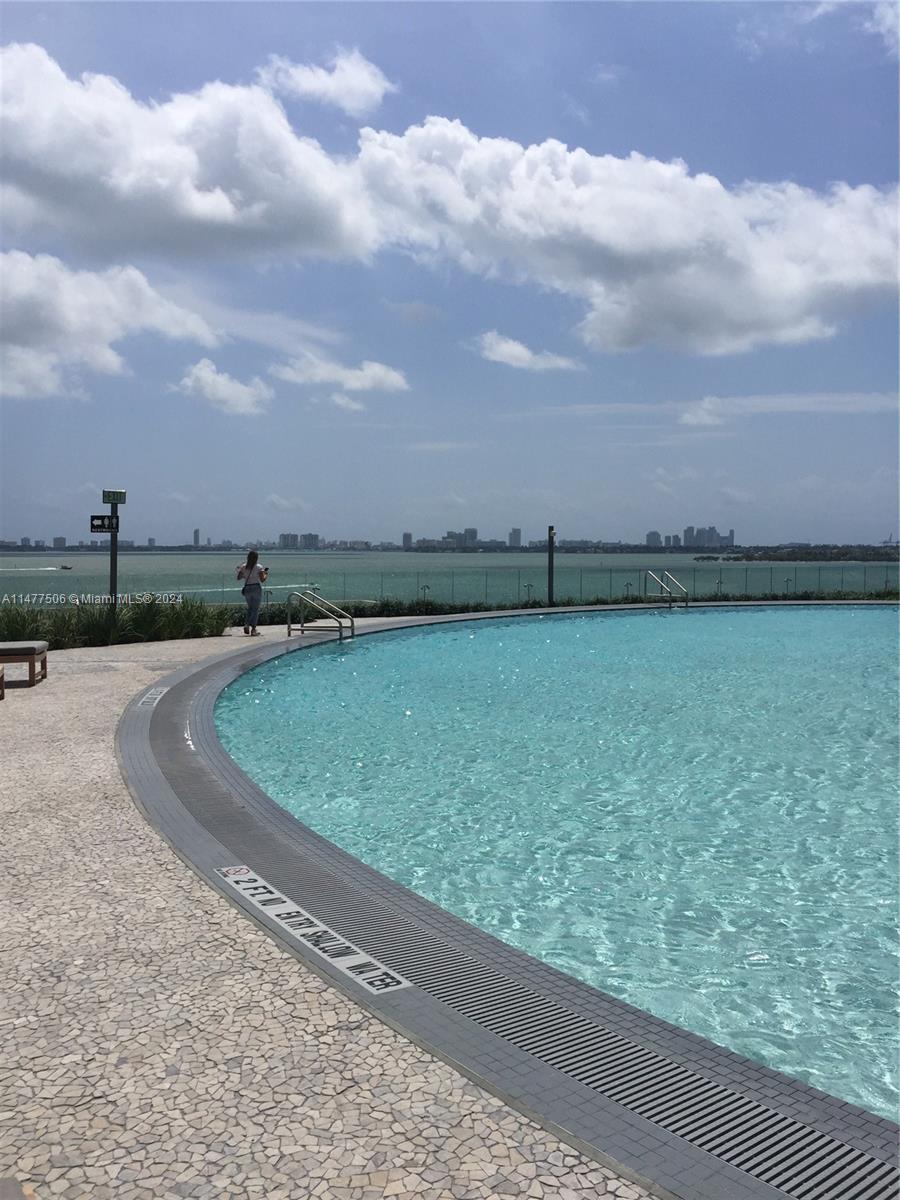 Miami, Florida 33137, 1 Bedroom Bedrooms, ,2 BathroomsBathrooms,Residentiallease,For Rent,A11477506