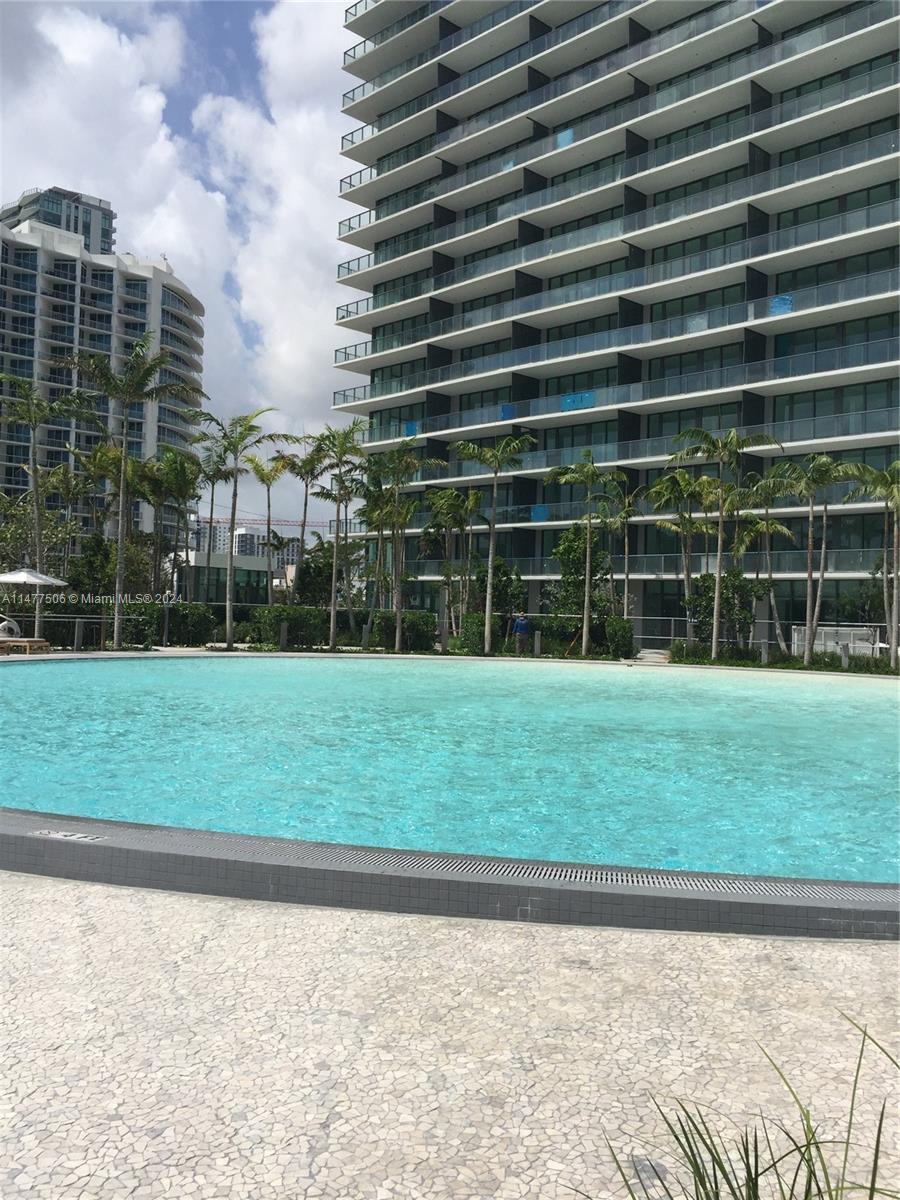 Miami, Florida 33137, 1 Bedroom Bedrooms, ,2 BathroomsBathrooms,Residentiallease,For Rent,A11477506