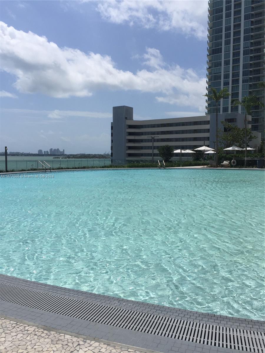 Miami, Florida 33137, 1 Bedroom Bedrooms, ,2 BathroomsBathrooms,Residentiallease,For Rent,A11477506