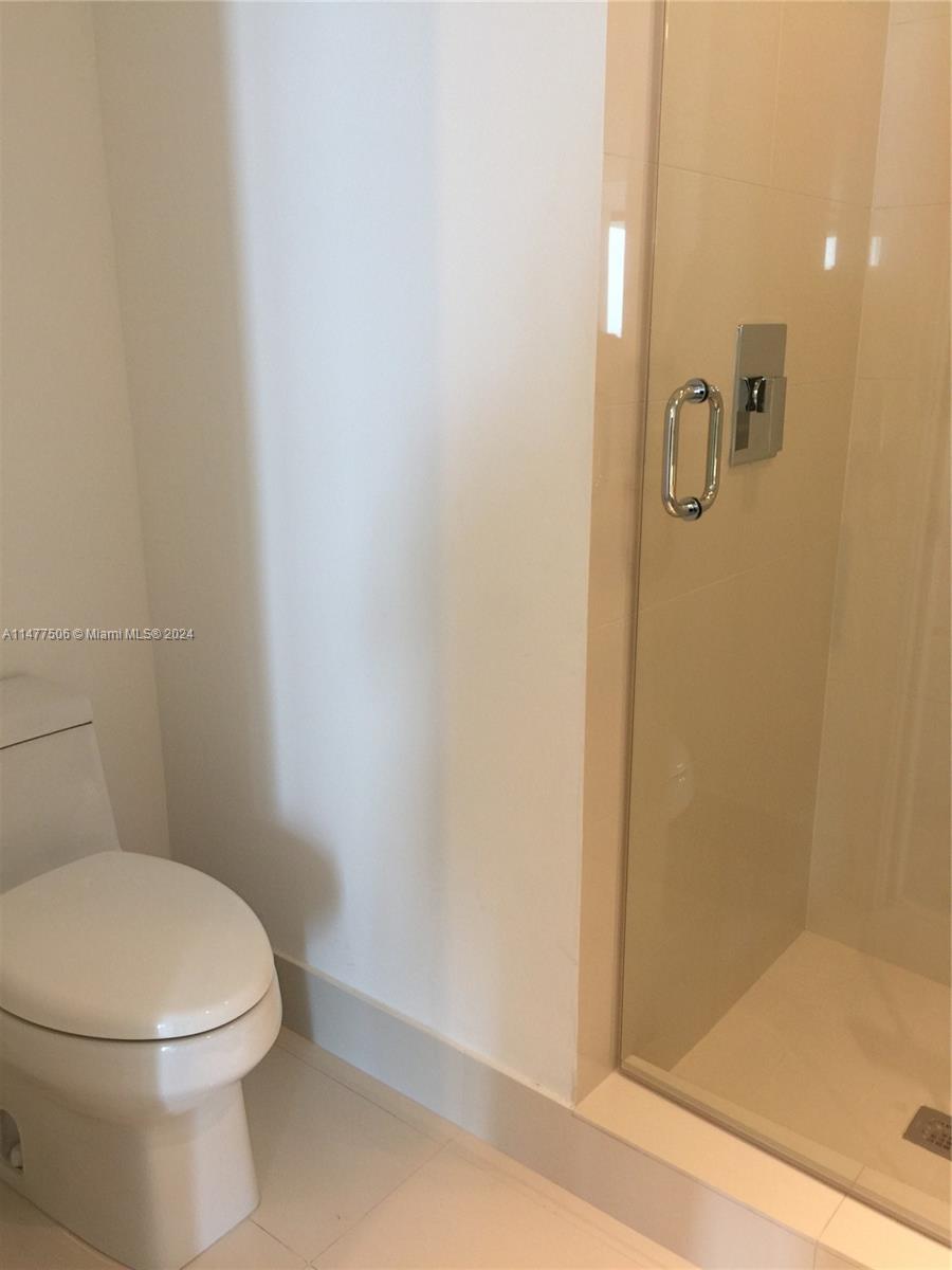 Miami, Florida 33137, 1 Bedroom Bedrooms, ,2 BathroomsBathrooms,Residentiallease,For Rent,A11477506