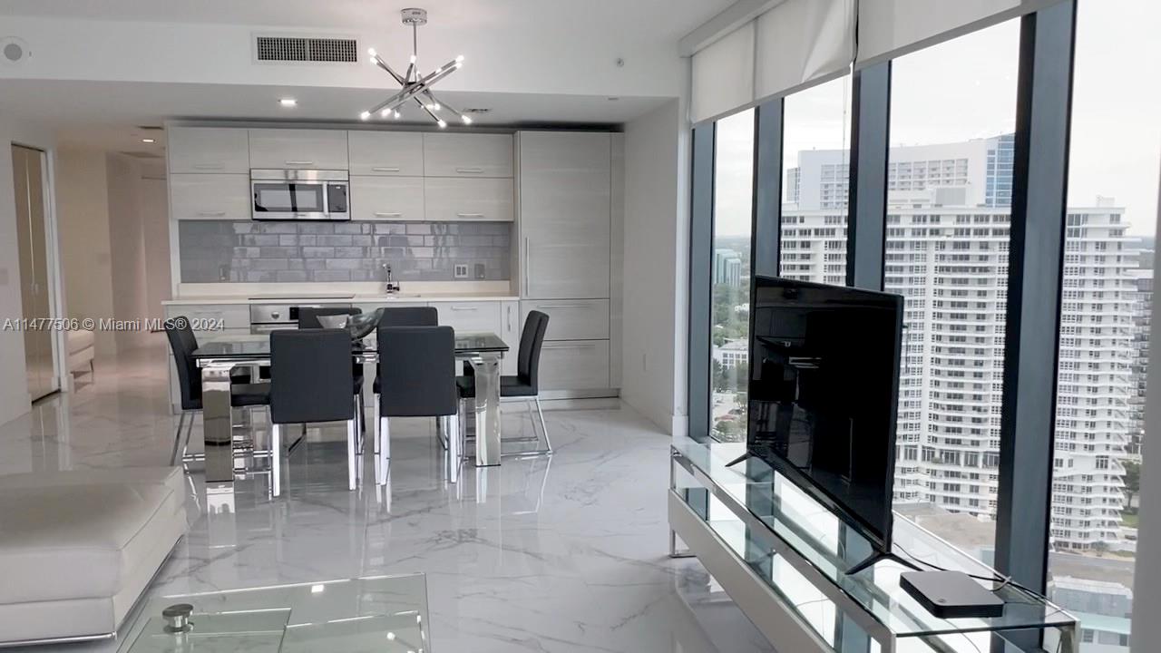 Miami, Florida 33137, 1 Bedroom Bedrooms, ,2 BathroomsBathrooms,Residentiallease,For Rent,A11477506