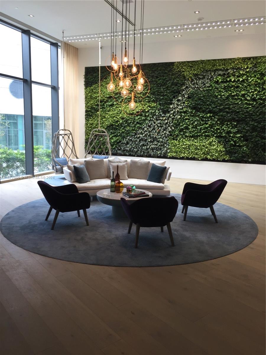 Miami, Florida 33137, 1 Bedroom Bedrooms, ,2 BathroomsBathrooms,Residentiallease,For Rent,A11477506