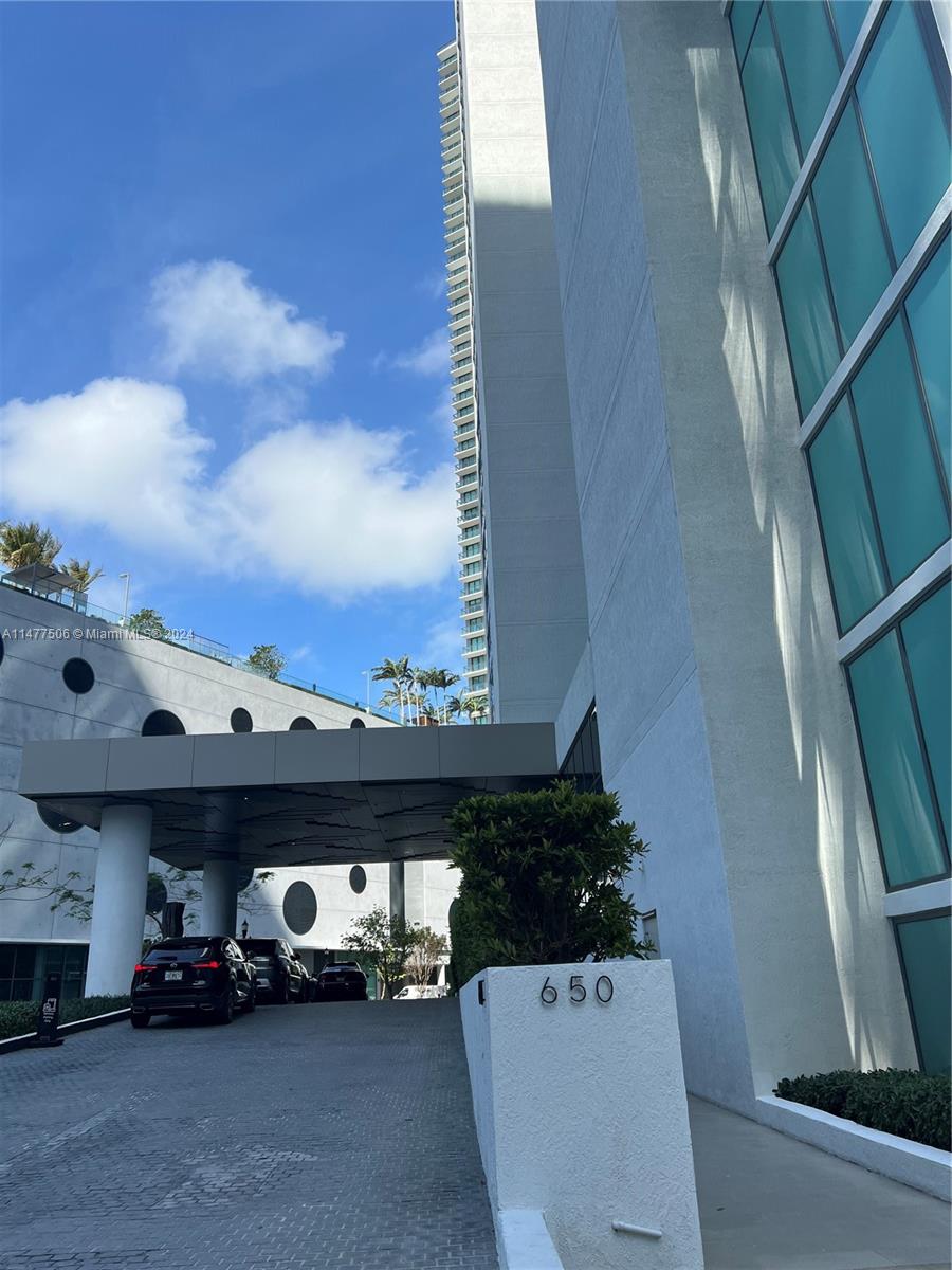 Miami, Florida 33137, 1 Bedroom Bedrooms, ,2 BathroomsBathrooms,Residentiallease,For Rent,A11477506