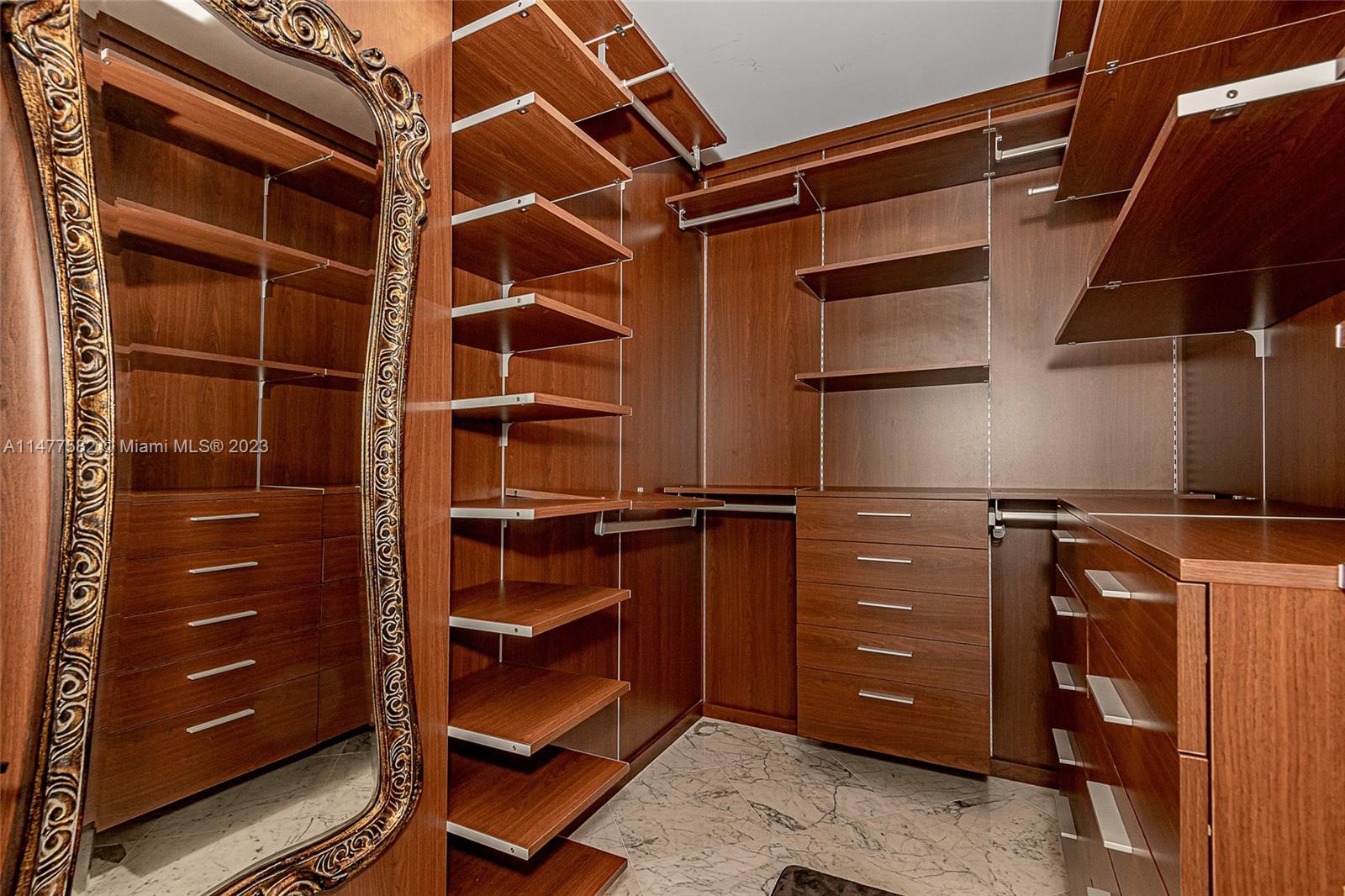 Closet