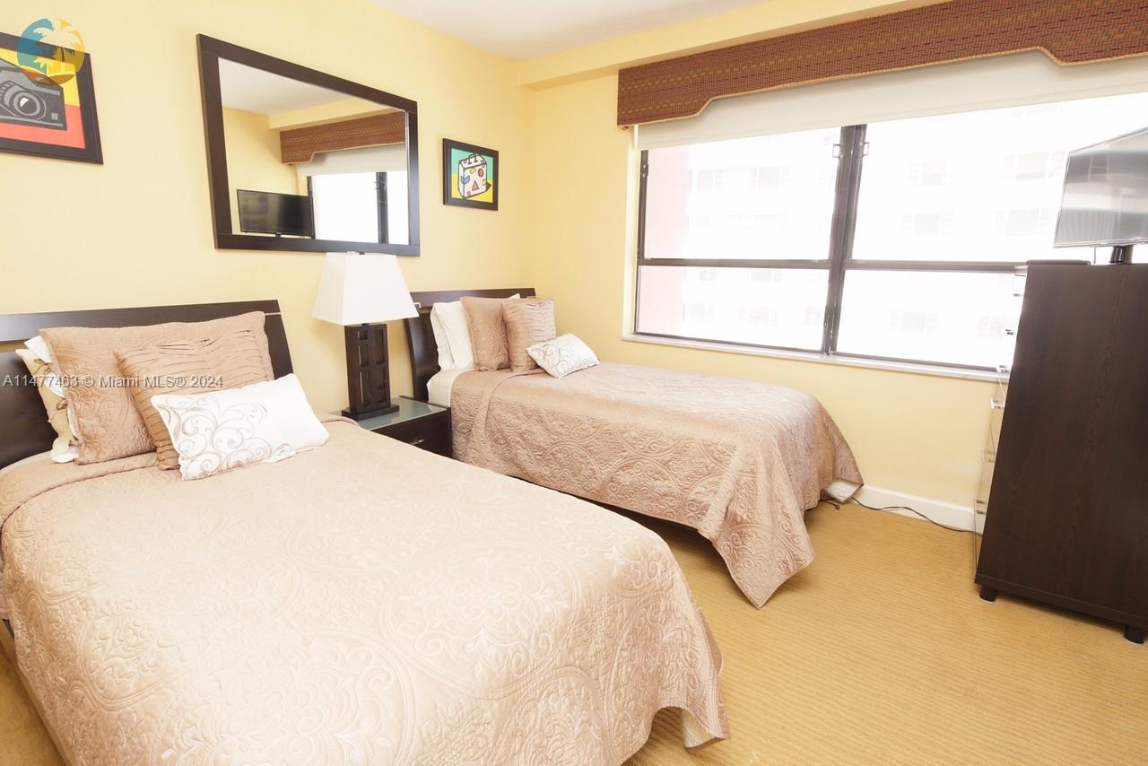 5225 Collins Ave 1208, Miami Beach, Florida 33140, 2 Bedrooms Bedrooms, ,2 BathroomsBathrooms,Residential,For Sale,5225 Collins Ave 1208,A11477463