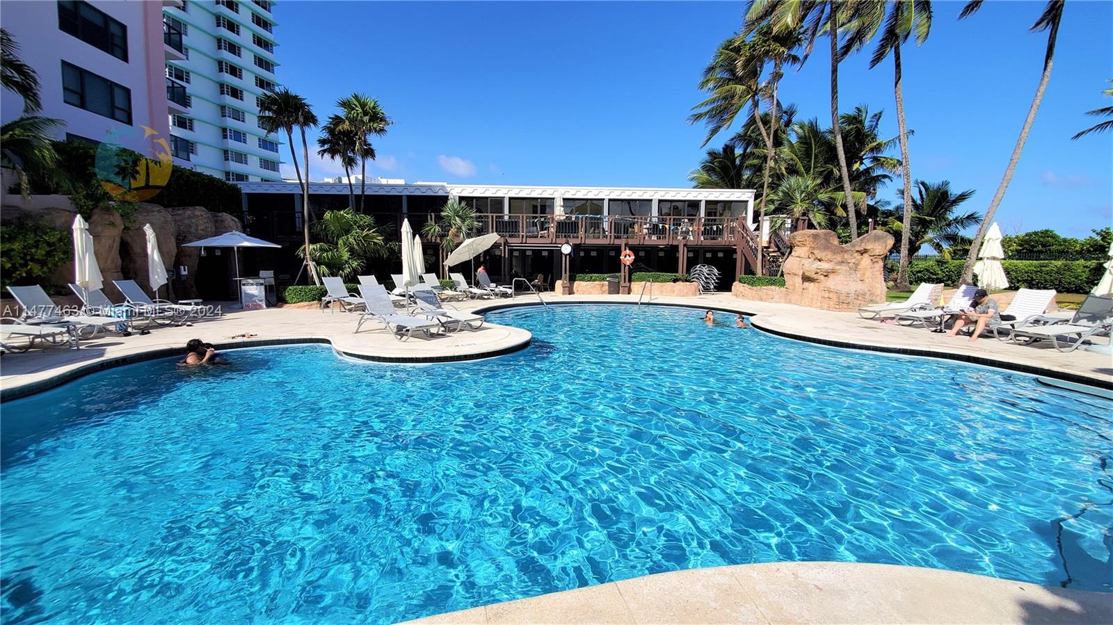 5225 Collins Ave 1208, Miami Beach, Florida 33140, 2 Bedrooms Bedrooms, ,2 BathroomsBathrooms,Residential,For Sale,5225 Collins Ave 1208,A11477463