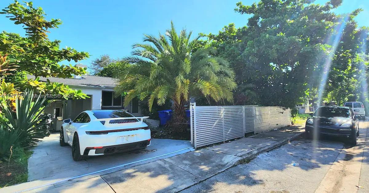 11 NW 47th Ter Front, Miami, Florida 33127, 4 Bedrooms Bedrooms, ,3 BathroomsBathrooms,Residentiallease,For Rent,11 NW 47th Ter Front,A11477897