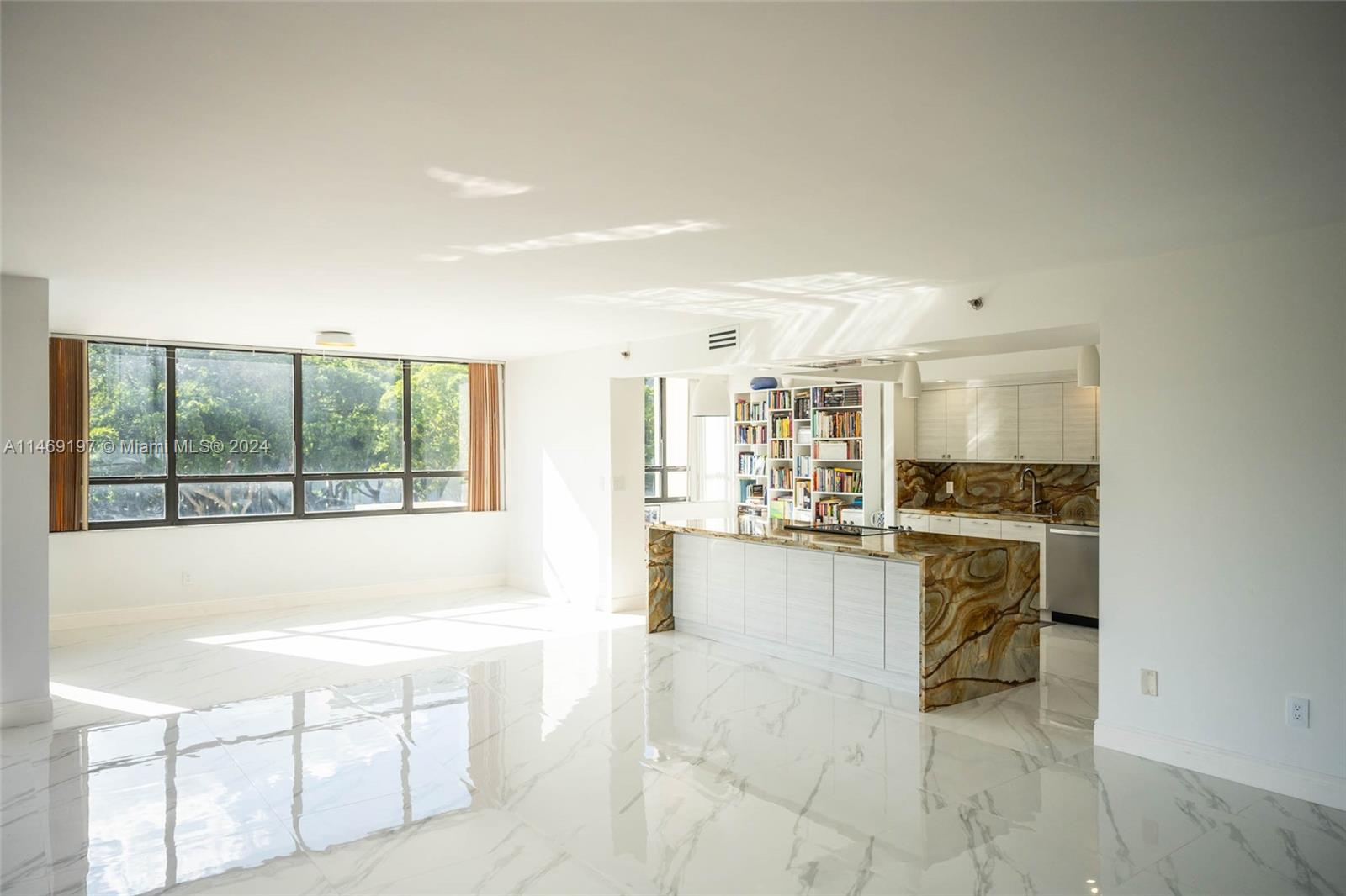 Large Open Floor Plan - Living Dining Areas