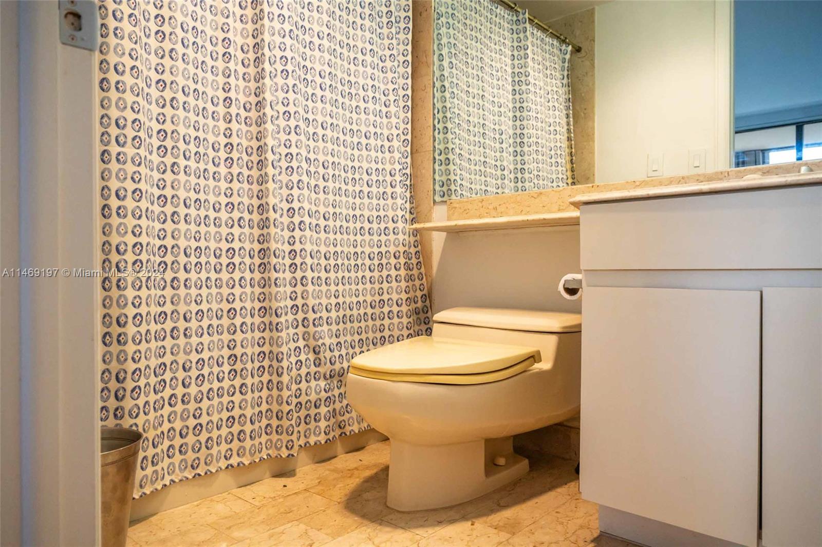 Ensuite Full Bathroom off Second Bedroom