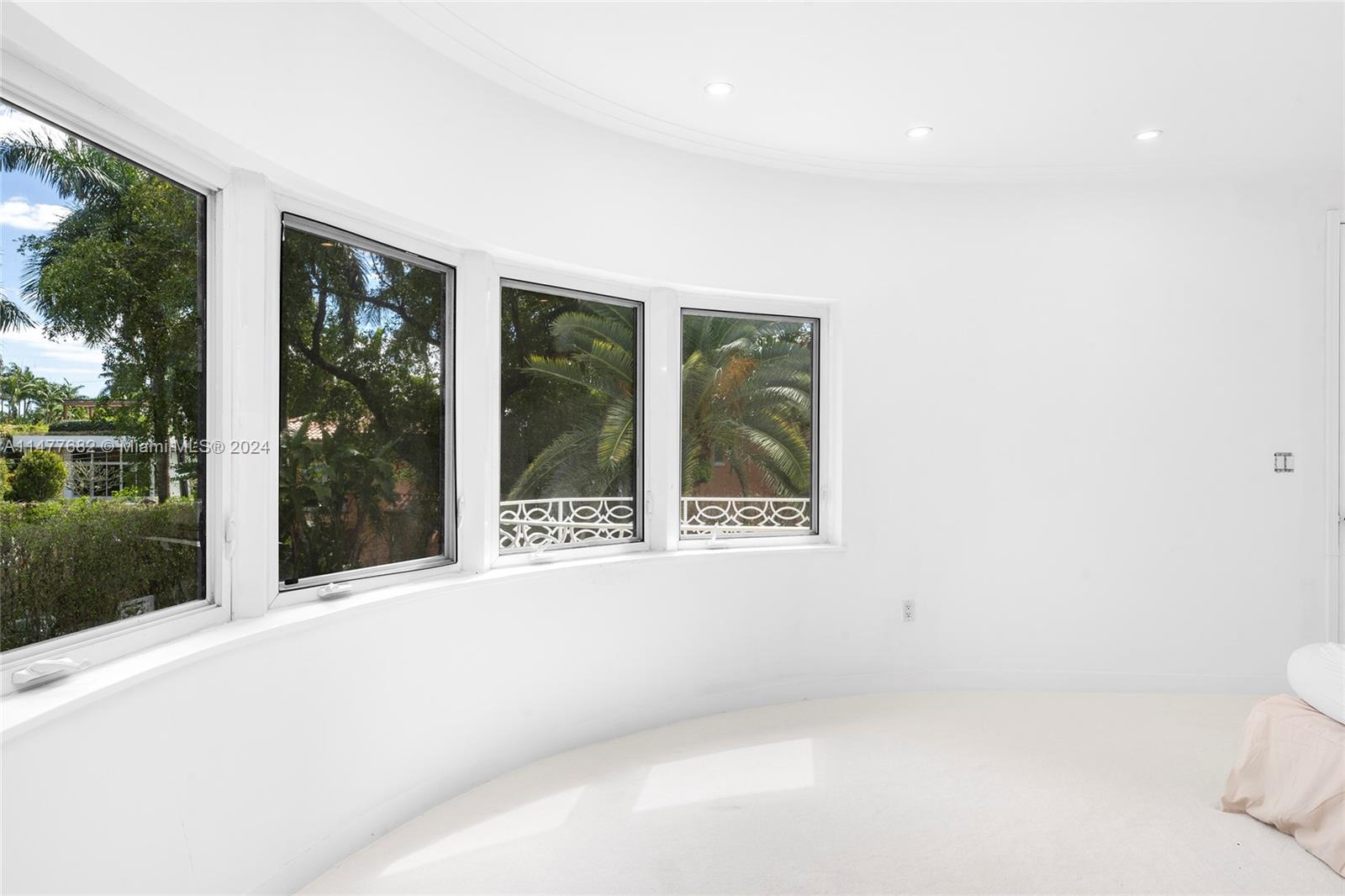 214 W San Marino Dr, Miami Beach, Florida 33139, 4 Bedrooms Bedrooms, ,5 BathroomsBathrooms,Residential,For Sale,214 W San Marino Dr,A11477682
