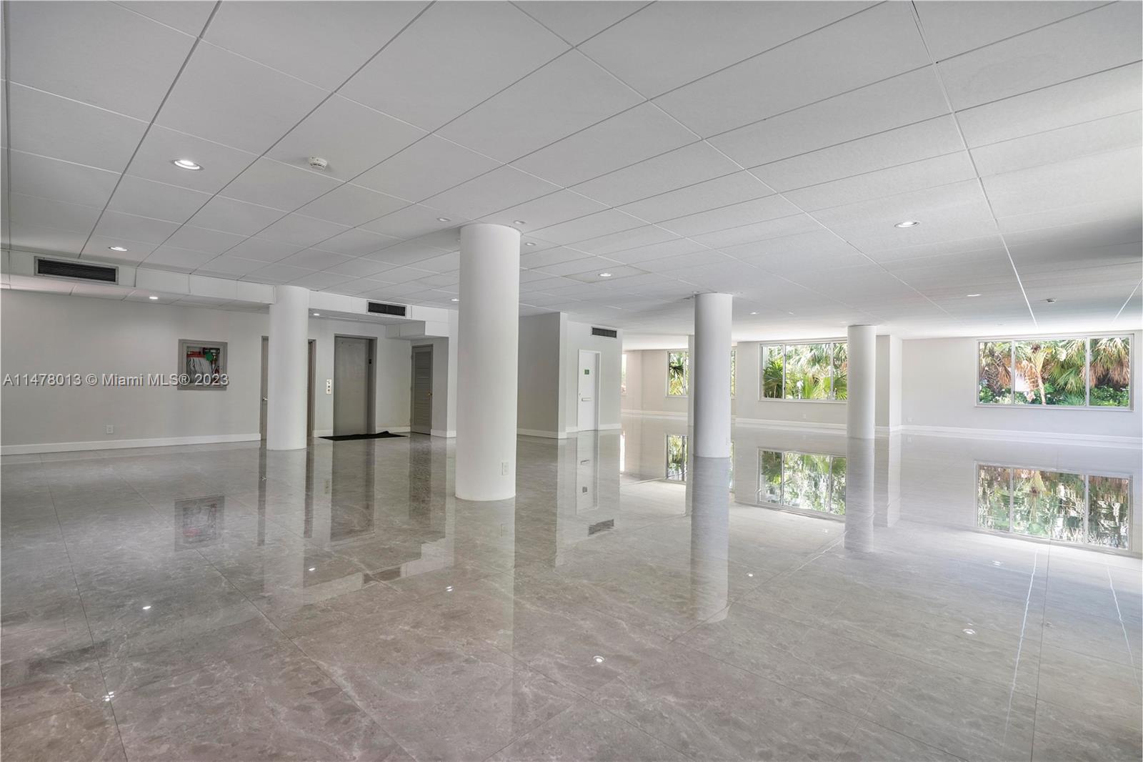 9700 E Bay Harbor Dr 505, Bay Harbor Islands, Florida 33154, 1 Bedroom Bedrooms, ,1 BathroomBathrooms,Residential,For Sale,9700 E Bay Harbor Dr 505,A11478013