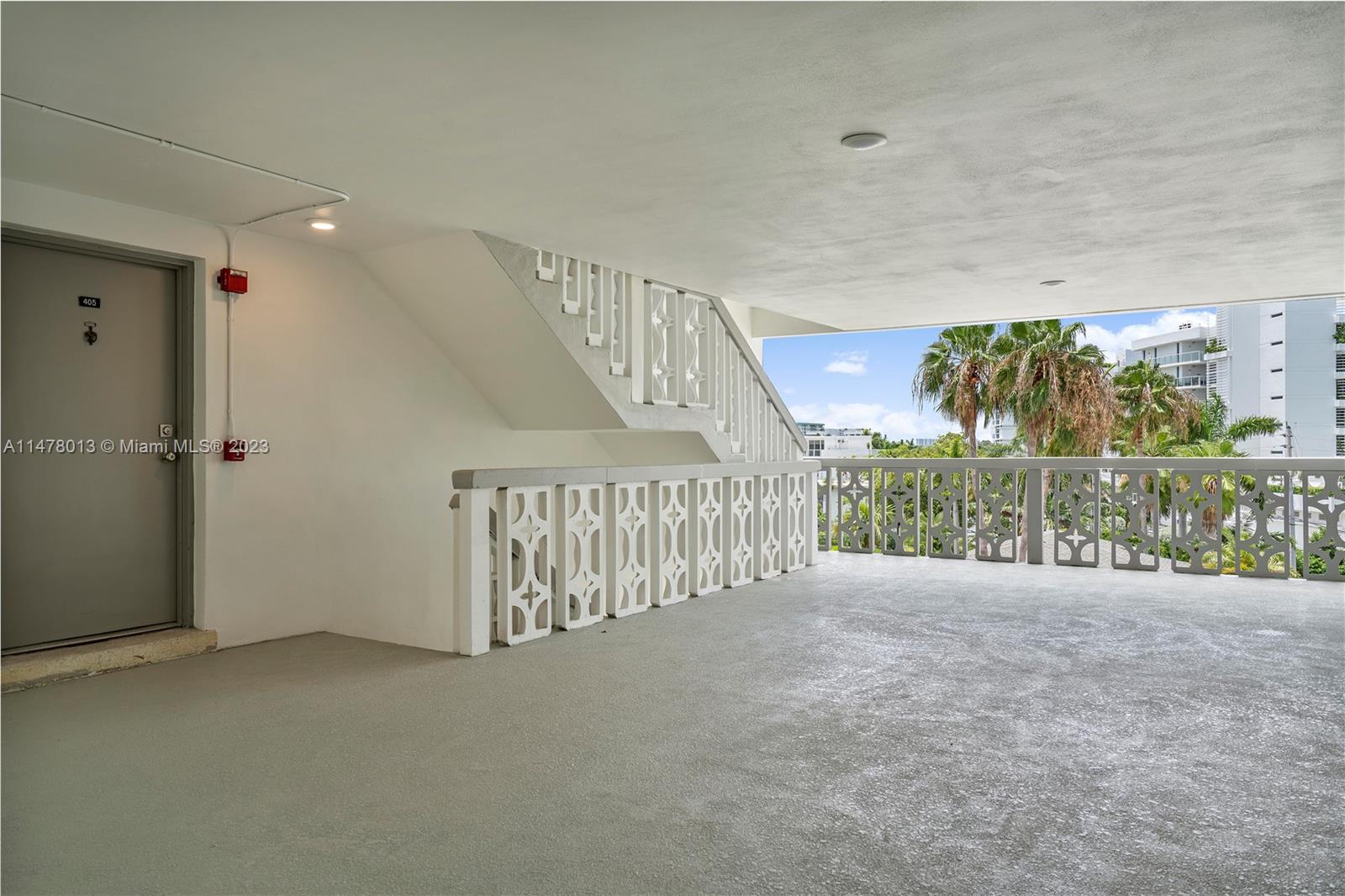 9700 E Bay Harbor Dr 505, Bay Harbor Islands, Florida 33154, 1 Bedroom Bedrooms, ,1 BathroomBathrooms,Residential,For Sale,9700 E Bay Harbor Dr 505,A11478013